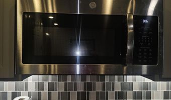 250 W QUEEN CREEK Rd 106, Chandler, AZ 85248