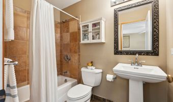 59-535 Ke Iki Rd A, Haleiwa, HI 96712