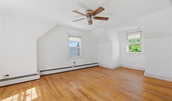 30 Hopkins Ter, Cumberland, RI 02864