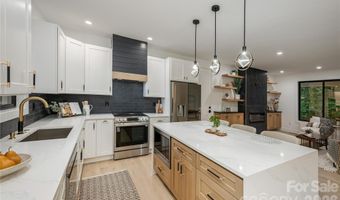 47 Scott Meadows Dr, Asheville, NC 28806