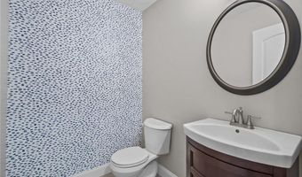 105 Amy Dr, Cranston, RI 02921