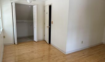 29 Quaker Ln, Barrington, NH 03825