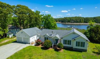 738 Dawson Creek Rd, Arapahoe, NC 28510
