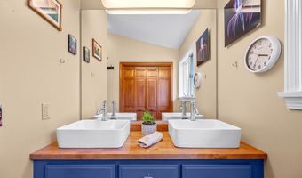 416 Gosselin Hill Rd, Calais, VT 05650