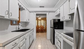 4051 Shary Vista Service Rd, Alton, TX 78573