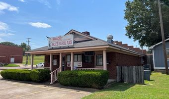 903 Central St, Water Valley, MS 38965