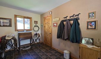 30 Alum Creek Rd, Aladdin, WY 82710