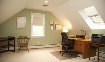 67 Spyglass Hill Rd, Barnstable, MA 02630