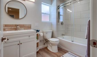 7411 Brava St, Carlsbad, CA 92009