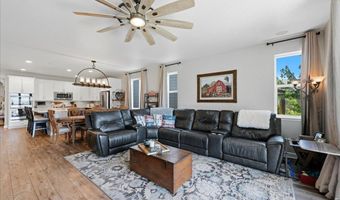 997 Blue Bell Rd, Berthoud, CO 80513