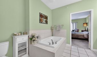 28 N De Baun Ave 304, Airmont, NY 10901