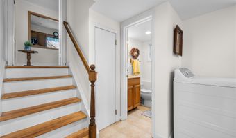 88 Evans Ave, Albertson, NY 11507