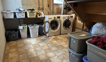 1526 S Dakota St, Aberdeen, SD 57401
