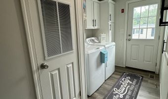 25 Park Ln, Arundel, ME 04046