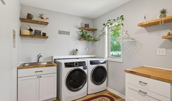 15062 Crane St NW, Andover, MN 55304
