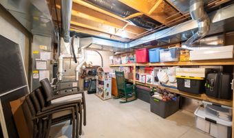 6289 Scarborough Dr SE, Ada, MI 49301