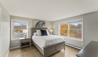 15 Berkshire Dr, Brookfield, CT 06804