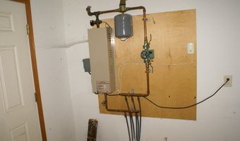 2420 SE 14th Ave, Aberdeen, SD 57401