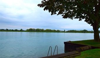 408 Conley St, Algonac, MI 48001