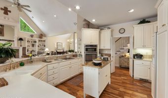 296 Liberty Claybrook Rd, Beech Bluff, TN 38313