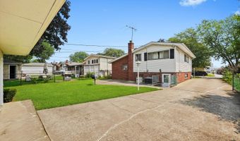 108 N May St, Addison, IL 60101
