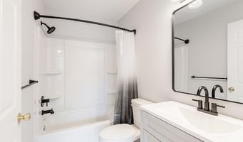 119 Sandpiper Ln, Bayville, NJ 08721