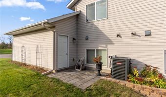 215 Ash St E, Annandale, MN 55302