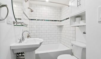 221 Grandview St, Bennington, VT 05201