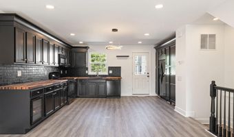 22262 MEADFOOT Ter, Ashburn, VA 20148
