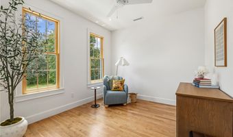 349 SE 4th St, Bentonville, AR 72712