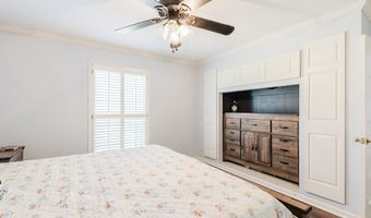 208 Edgewood Dr, Americus, GA 31709