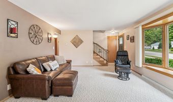 1413 E PERSHING St, Appleton, WI 54911