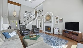 303 Hunters Rdg, Auburn, IN 46706