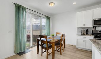 121 S Vandriver Way, Aurora, CO 80018