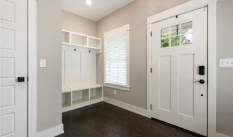 448 SW C St, Bentonville, AR 72712