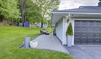 76 Tuttle St, Bristol, CT 06010