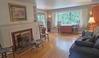 72 Green Mdw, Brattleboro, VT 05301