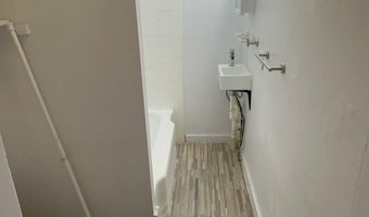 14 Lester St 2L, Ansonia, CT 06401