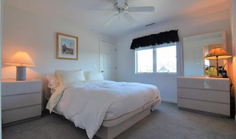 3 Kirwins Ln, Newport, RI 02840