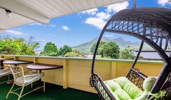 1350 Lopaka Pl, Kailua, HI 96734