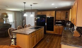 454 Oaknoll Dr, Amherst, OH 44001