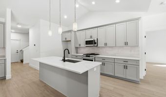 7705 E Howard Rd, Athol, ID 83801