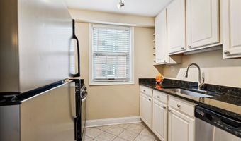 4378 N PERSHING Dr 43781, Arlington, VA 22203
