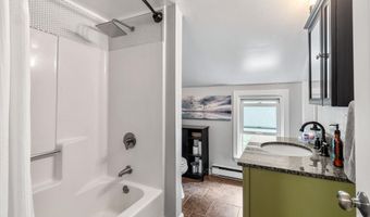 2 River Rd 5, Brentwood, NH 03833