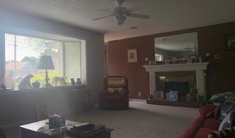 48 13th St, Bangor, ME 04401