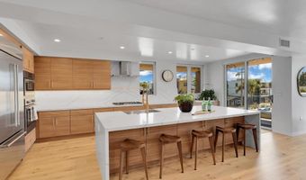 3097 Madison St 301, Carlsbad, CA 92008