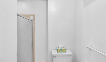 3908 SHORT HILL Dr, Allentown, PA 18104