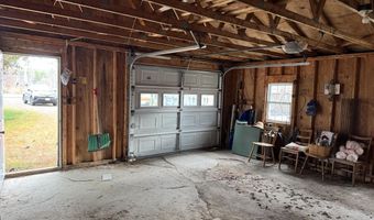 138 Spring Rd, Augusta, ME 04330