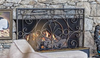 10 Beaverbrook Ct, Asheville, NC 28804