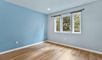 3025 NW Fairway Heights Dr, Bend, OR 97703